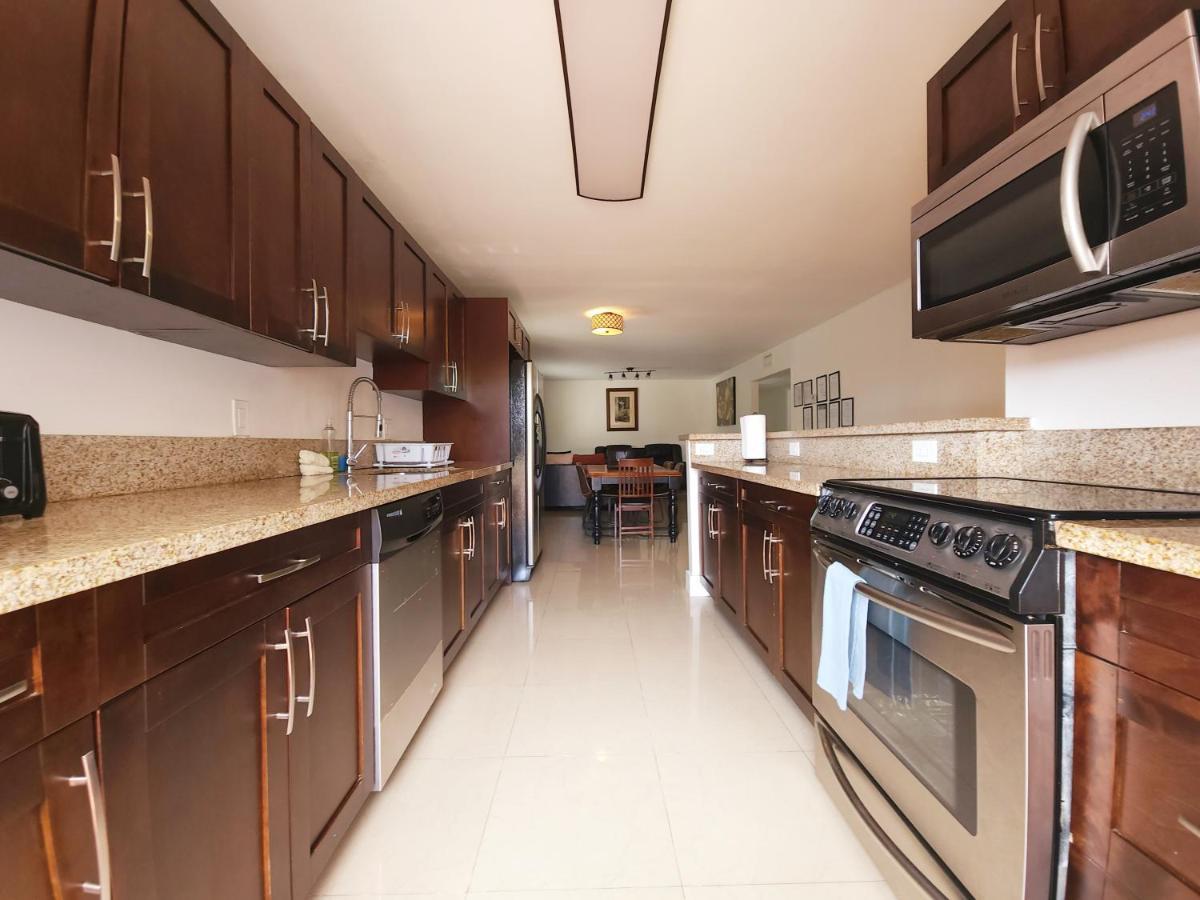 A4 - Endless Summer Rentals - Downtown Apartment Near Park, Ports, And Beach Fort Lauderdale Exterior foto