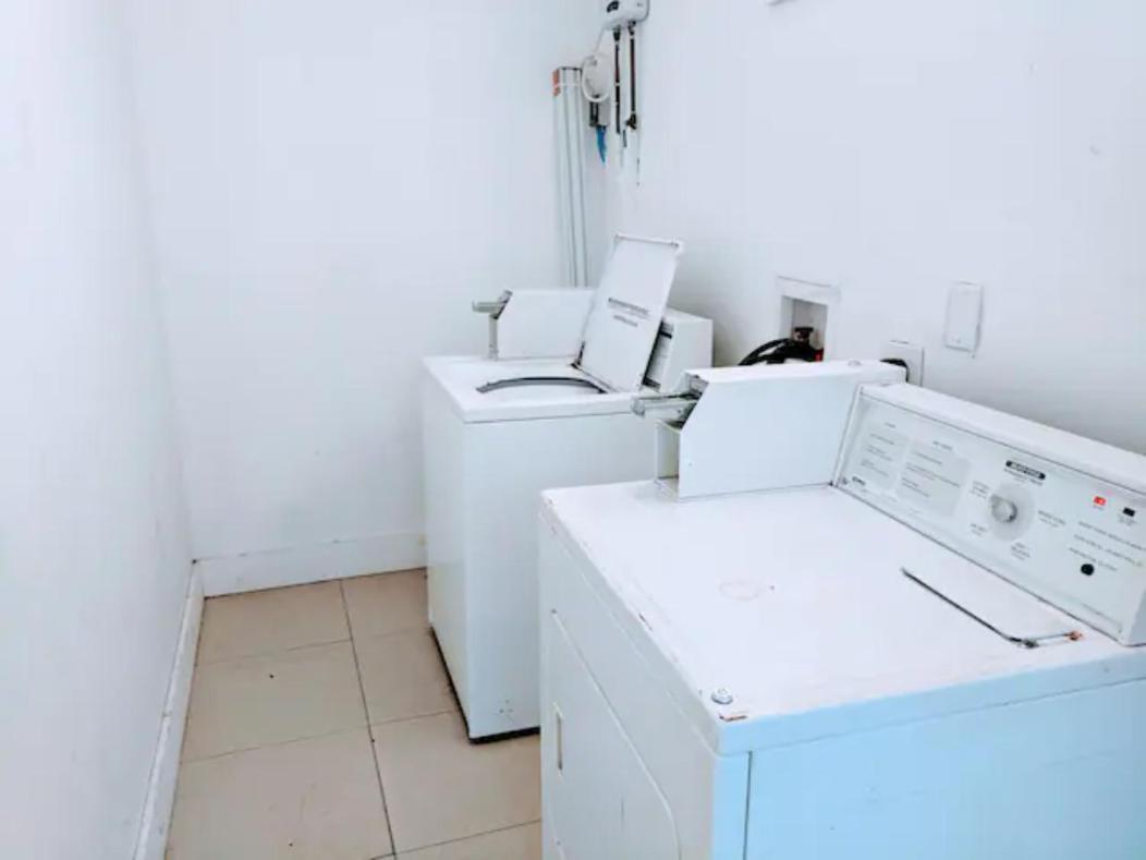 A4 - Endless Summer Rentals - Downtown Apartment Near Park, Ports, And Beach Fort Lauderdale Exterior foto