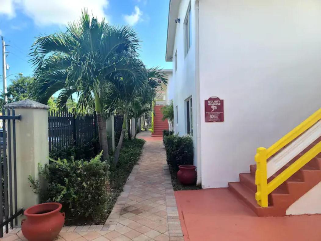 A4 - Endless Summer Rentals - Downtown Apartment Near Park, Ports, And Beach Fort Lauderdale Exterior foto